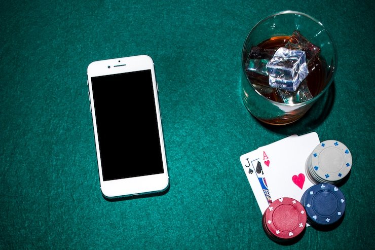 Pengguna Indonesia meninjau tampilan situs